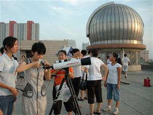 开学新鲜事-天文学习兴趣小组