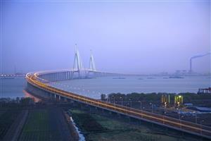 中国自行研制的苏通大桥