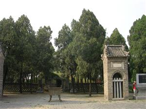 张衡墓2