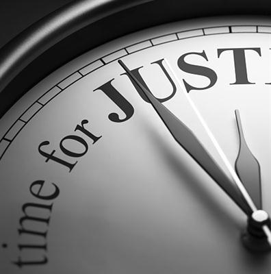 用法律规范自己 用法律保护自己