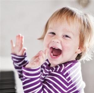 拍手唱歌笑呵呵